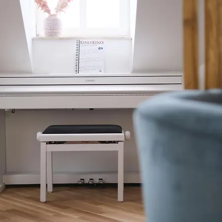 Ums Eck Moderne Am Hainer * Neukieritzsch