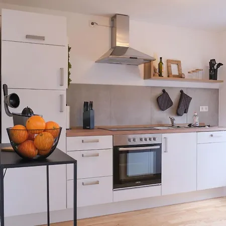 Ums Eck Moderne Am Hainer شقة