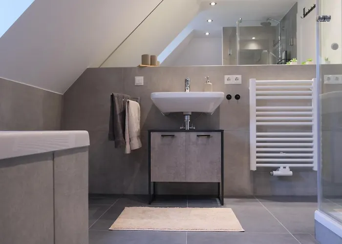 شقة Ums Eck Moderne Am Hainer Neukieritzsch